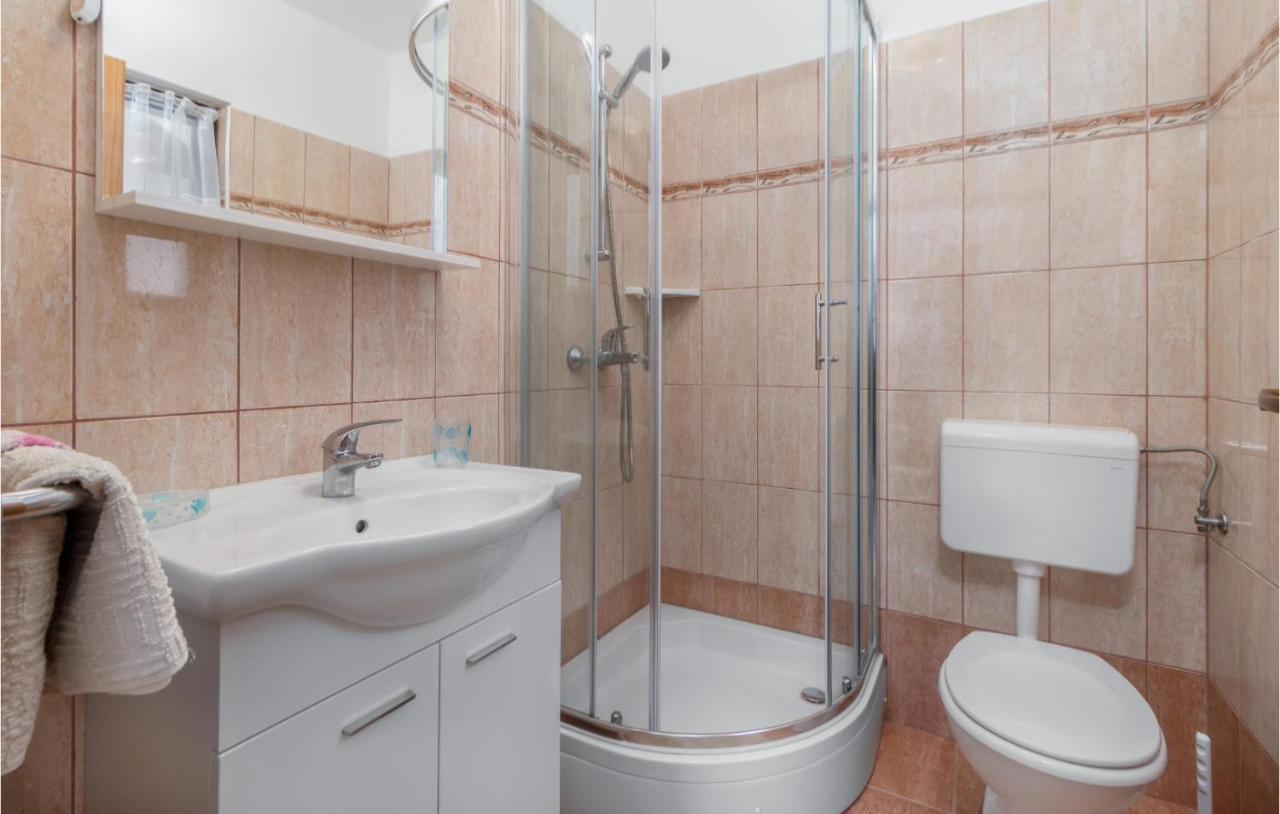 Pet Friendly Apartment In Pinezici With Wifi מראה חיצוני תמונה