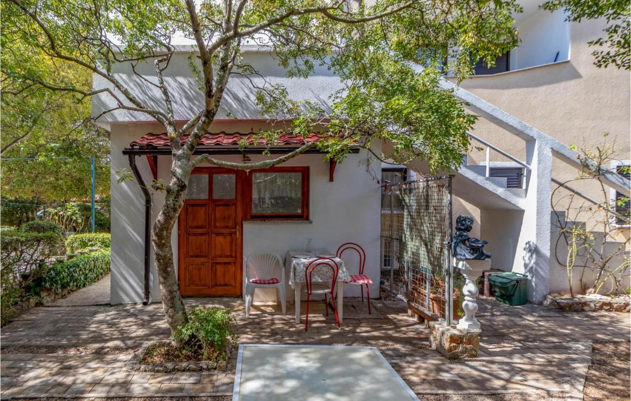 Pet Friendly Apartment In Pinezici With Wifi מראה חיצוני תמונה